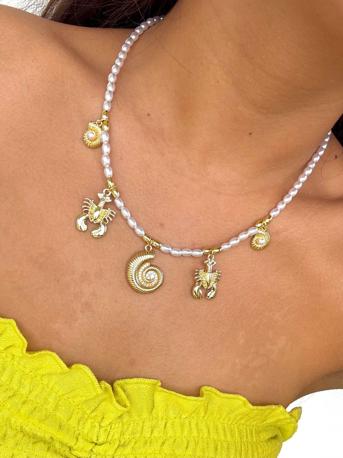 “Del agua Necklace”