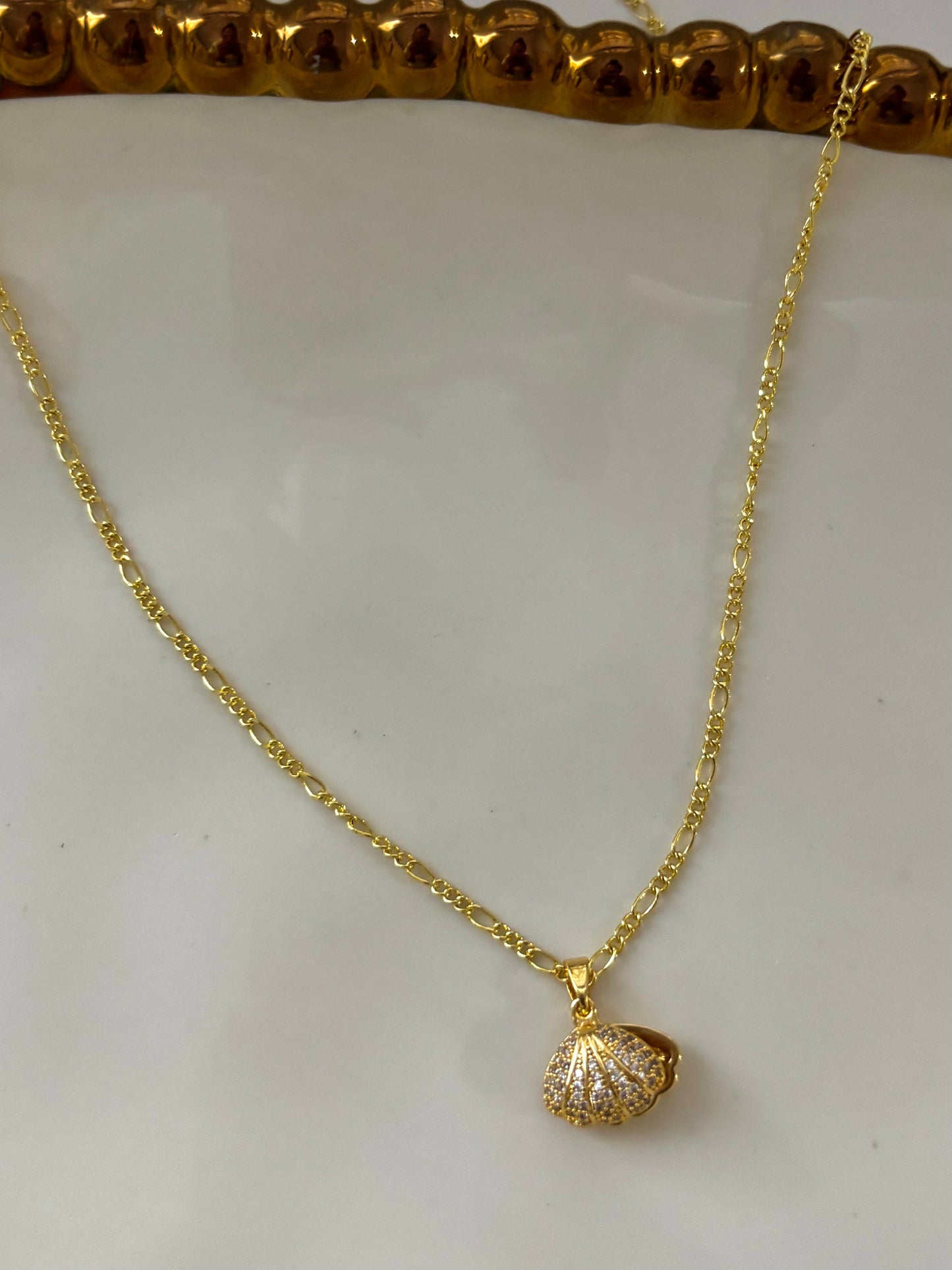 “Mini Sea Shell Necklace”