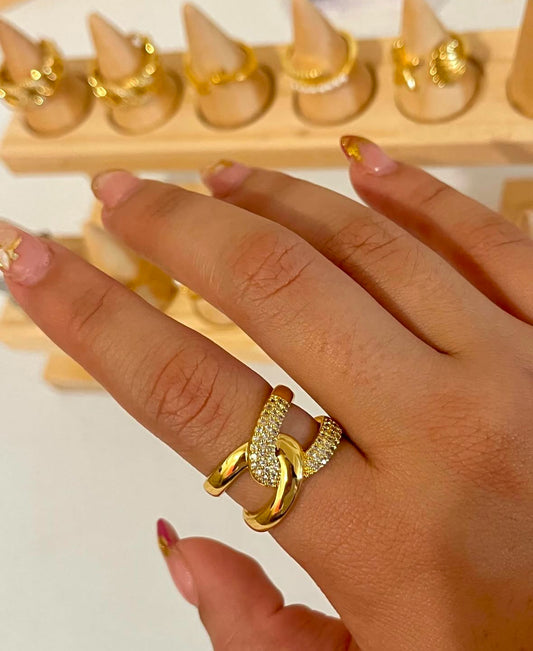 “Sparkle Ring”