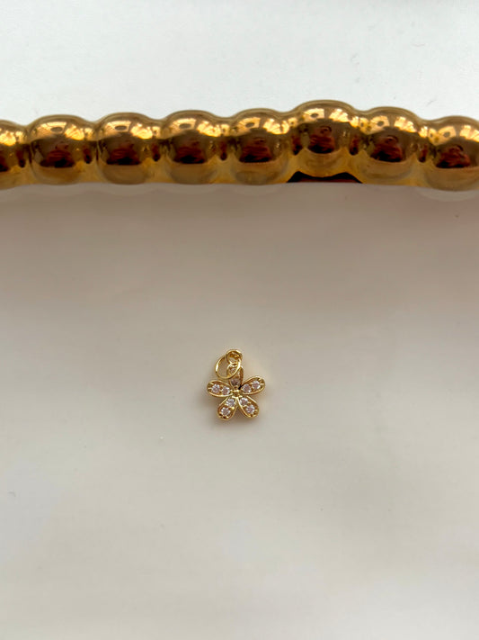 “Flower Charm”