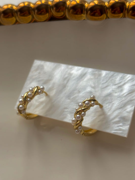“Pearl Earings”